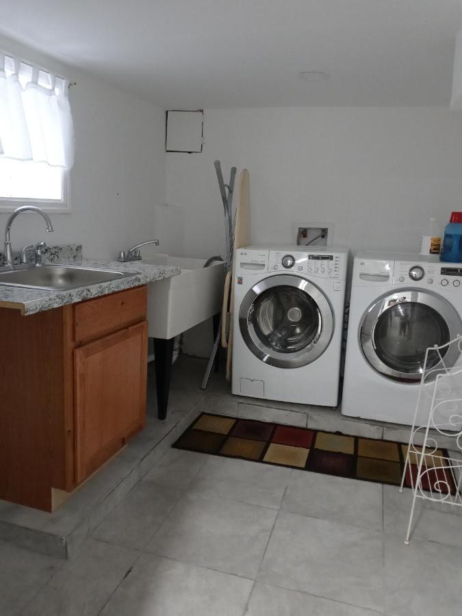 "Cozy Basement Retreat Just 40 Minutes To Nyc!" Leilighet Irvington Eksteriør bilde