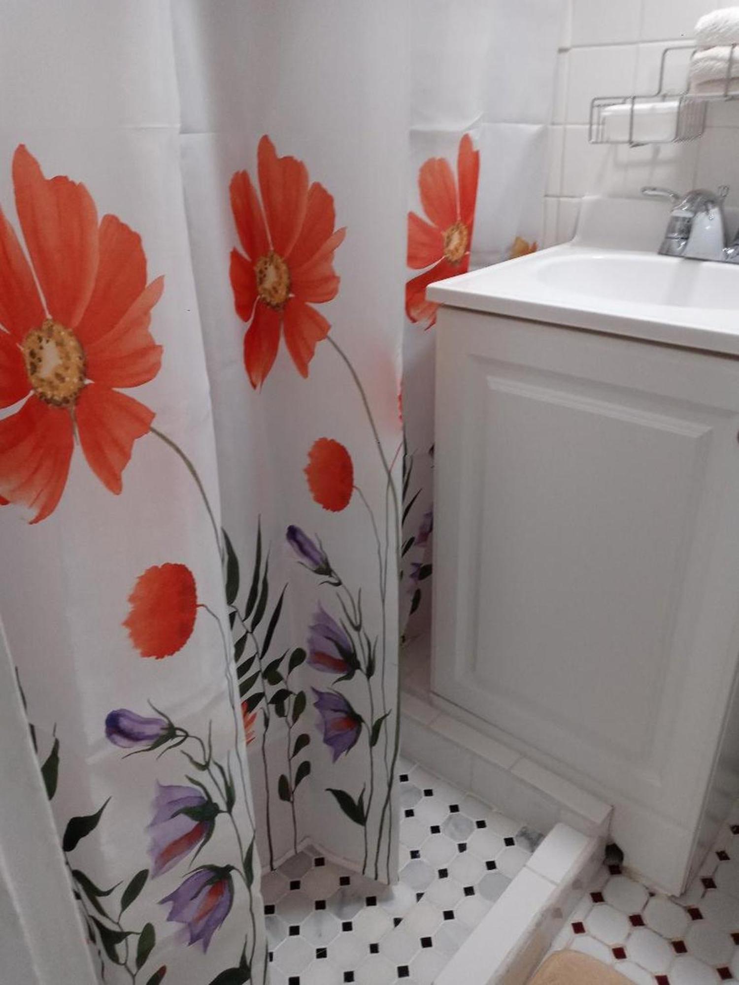 "Cozy Basement Retreat Just 40 Minutes To Nyc!" Leilighet Irvington Eksteriør bilde