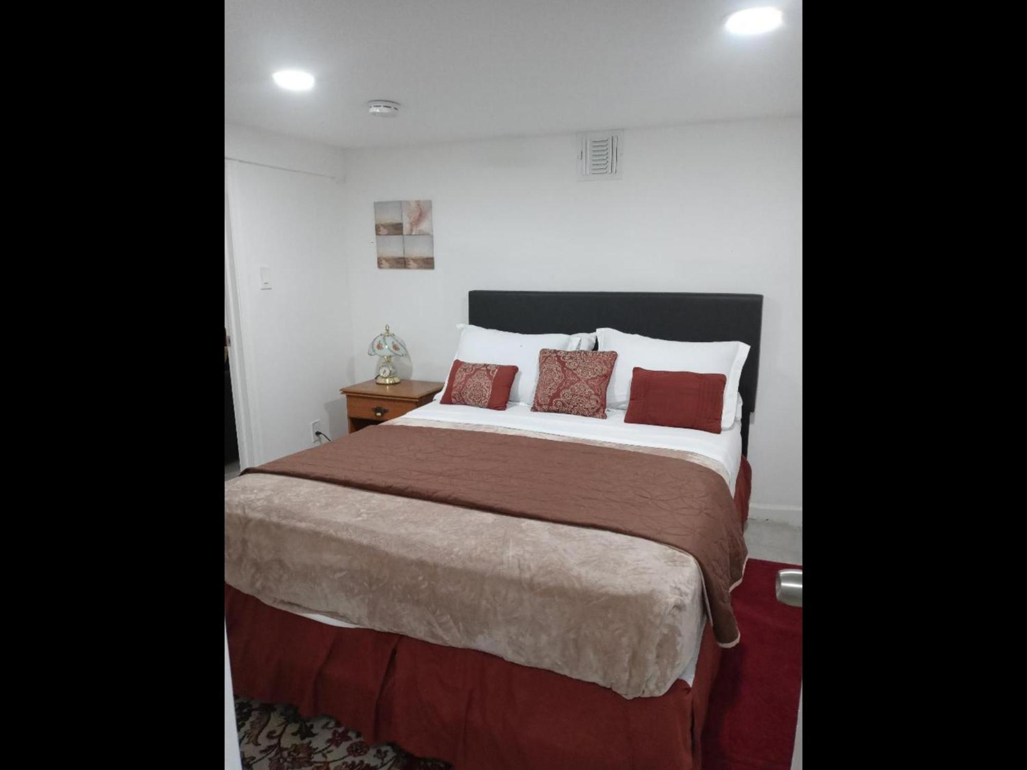 "Cozy Basement Retreat Just 40 Minutes To Nyc!" Leilighet Irvington Eksteriør bilde