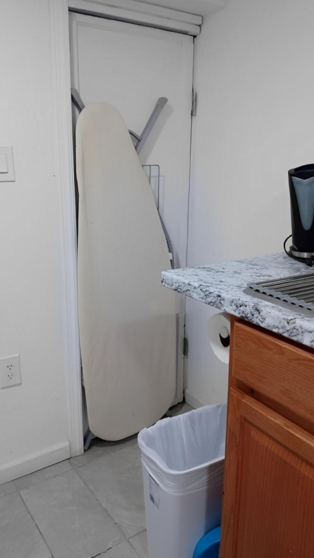 "Cozy Basement Retreat Just 40 Minutes To Nyc!" Leilighet Irvington Eksteriør bilde