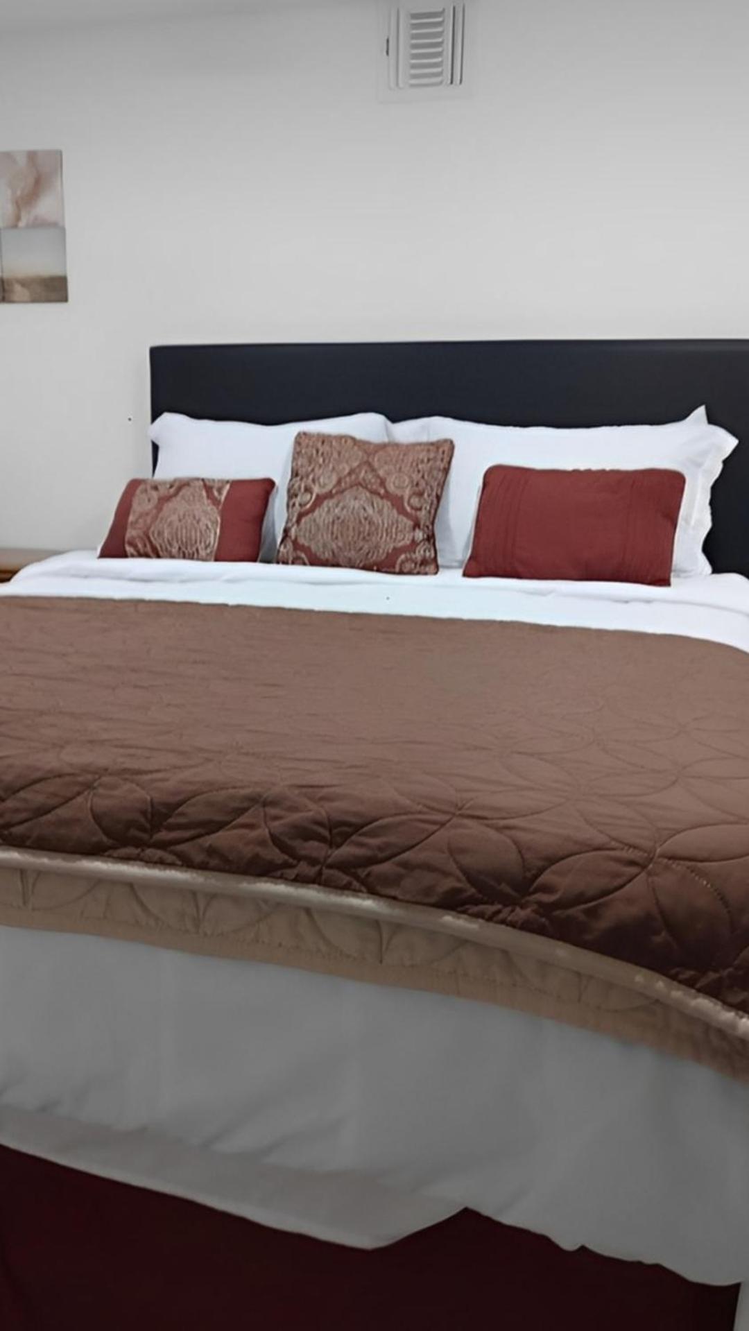 "Cozy Basement Retreat Just 40 Minutes To Nyc!" Leilighet Irvington Eksteriør bilde